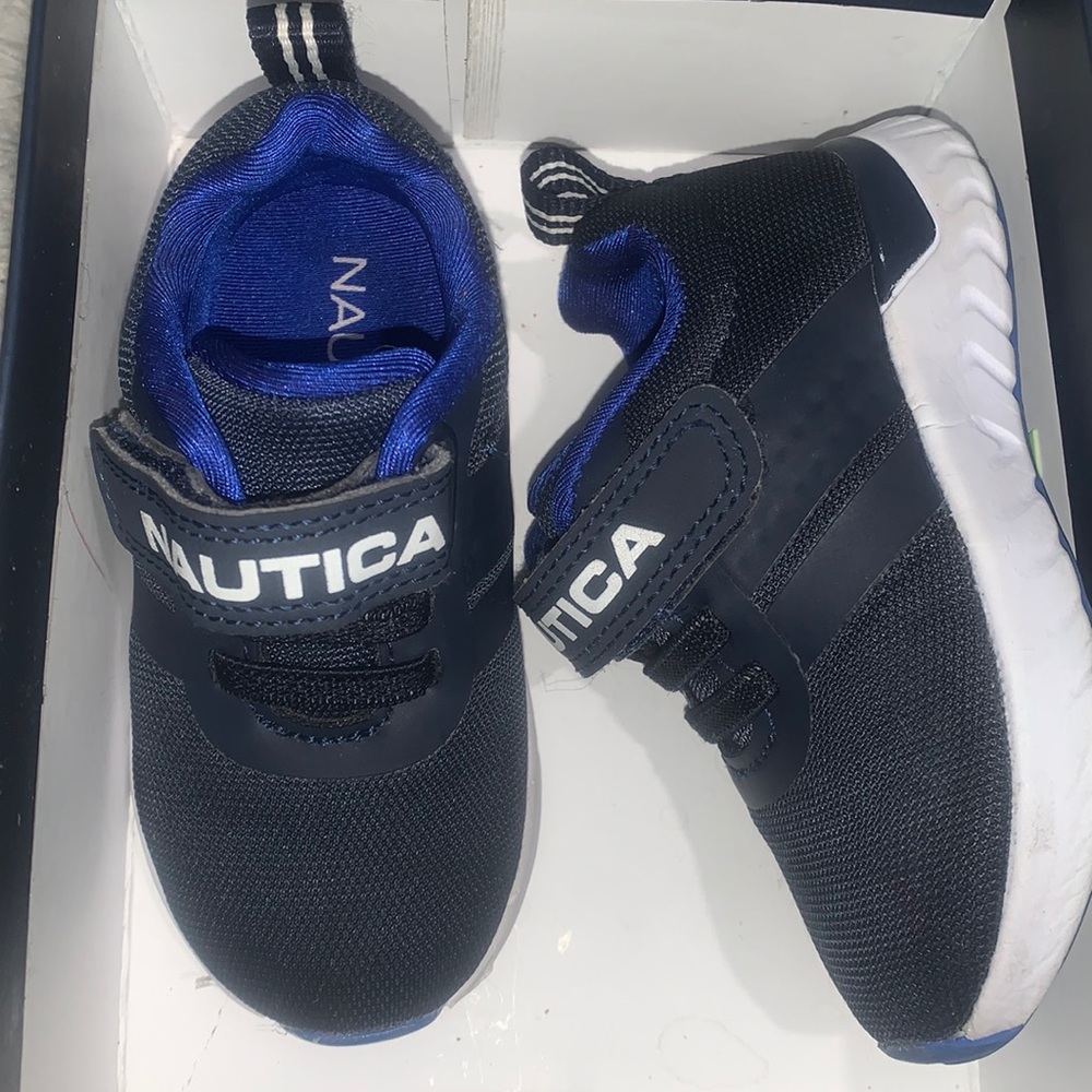 Baby boy Nautica shoes